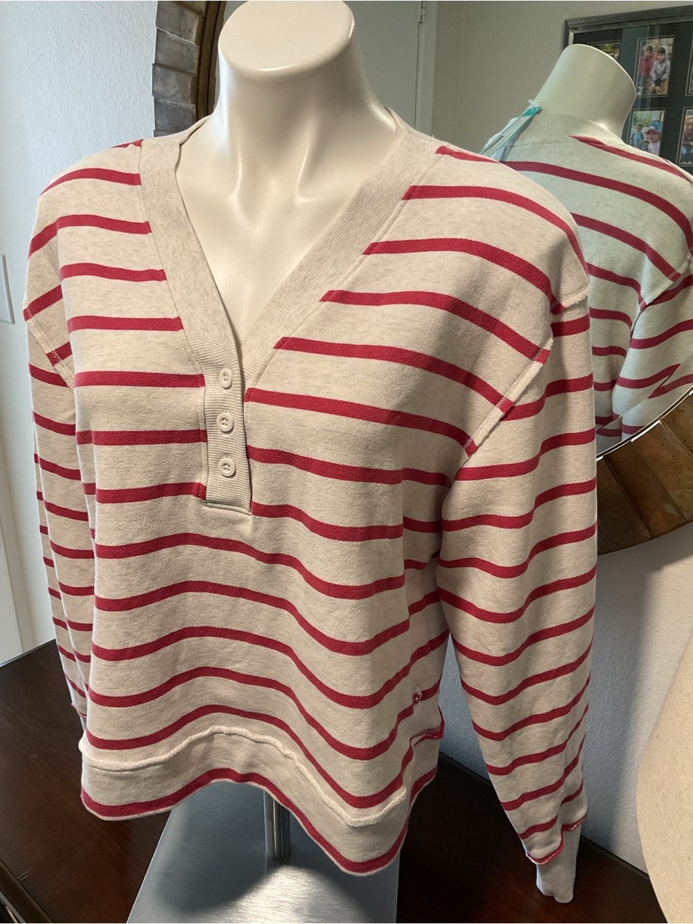 New TASC Cream & Red Striped Women's Varsity Henley Sweatshirt L